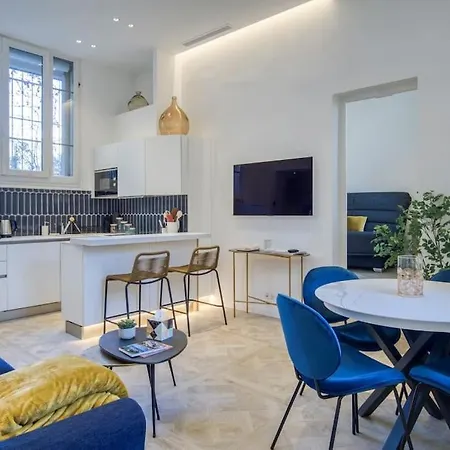 4 Stars Palais Hermitage, 5 Pers, Ac, Full Confort Apartment *